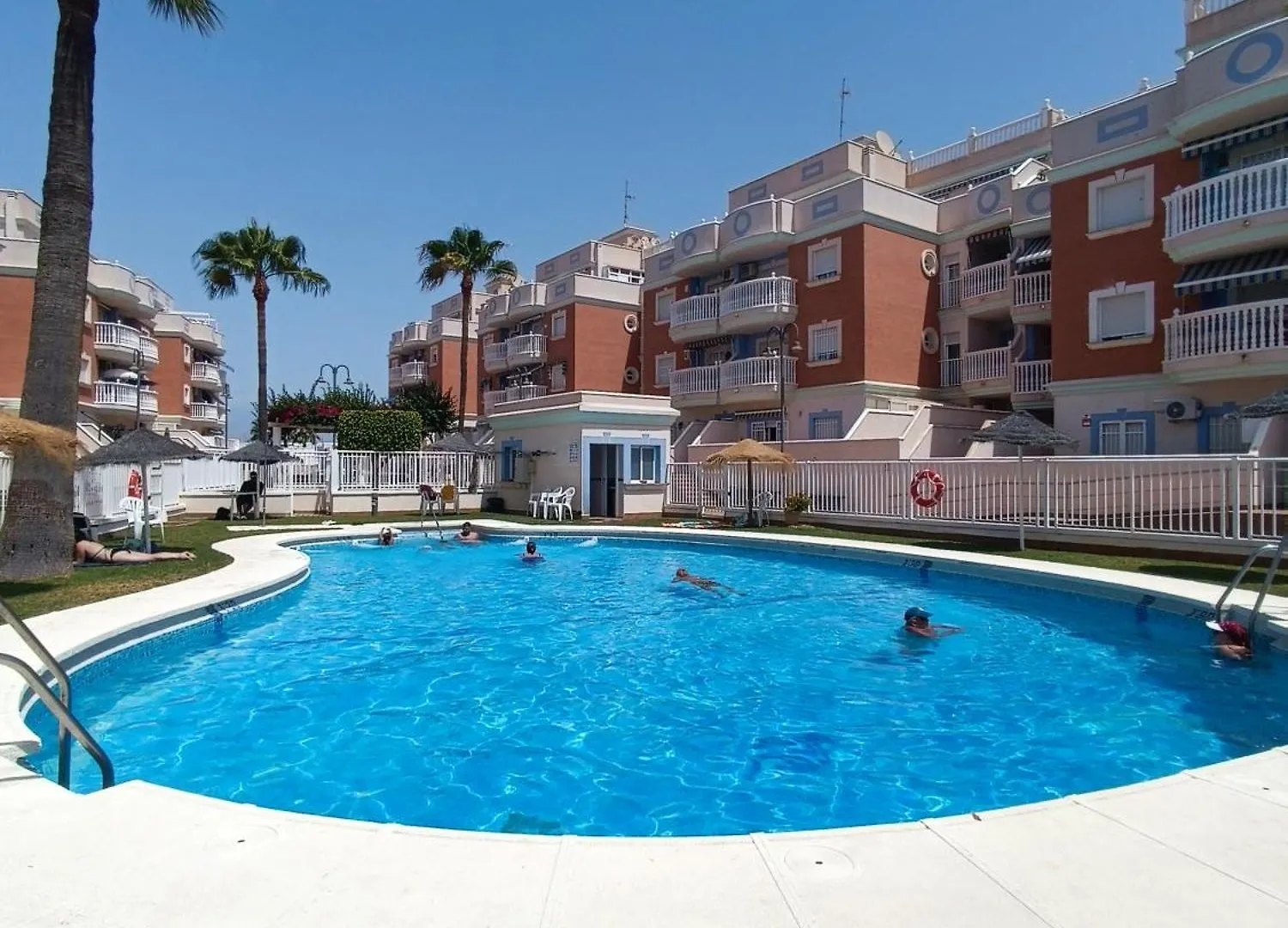 Apartamento Esbamar Roquetas de Mar
